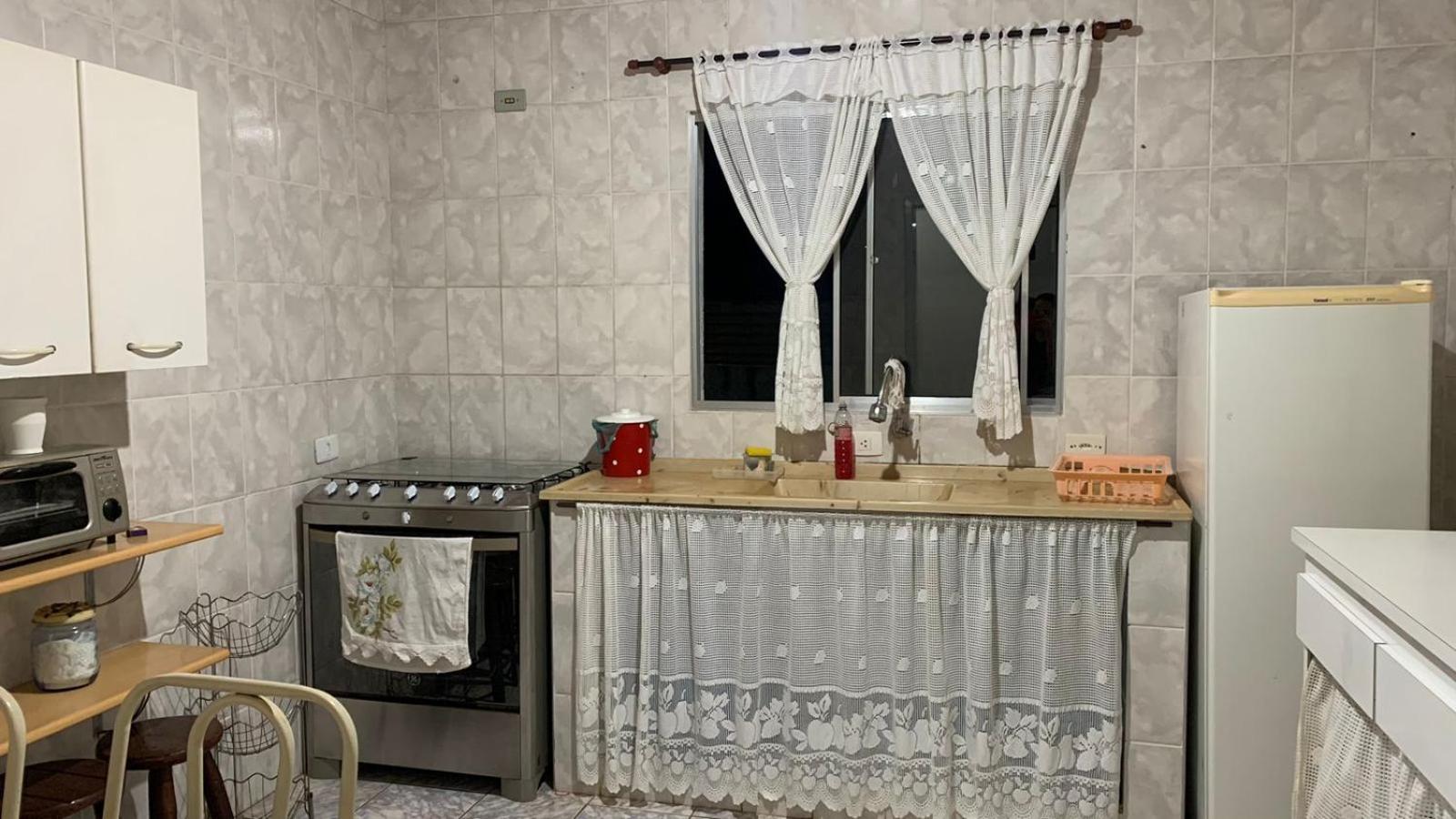 Linda Chacara Com Piscina Churrasqueira E Wi-Fi มายรินกี ภายนอก รูปภาพ